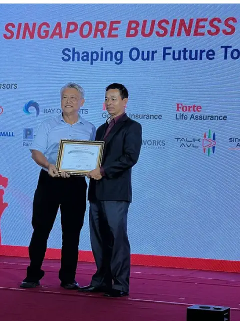 新加坡投资论坛_1